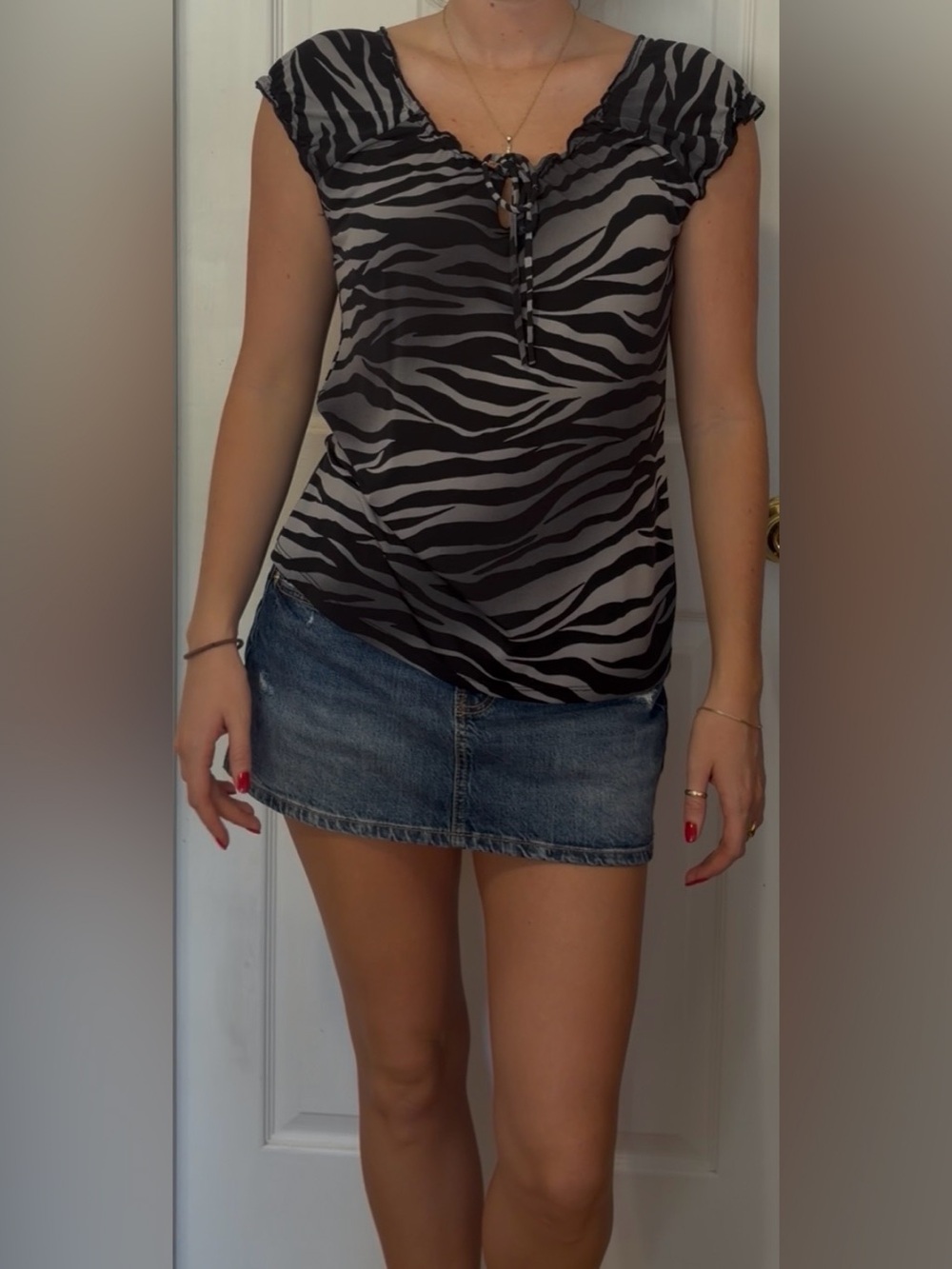 Zebra Print Short Sleeve Top in Black & Gray
